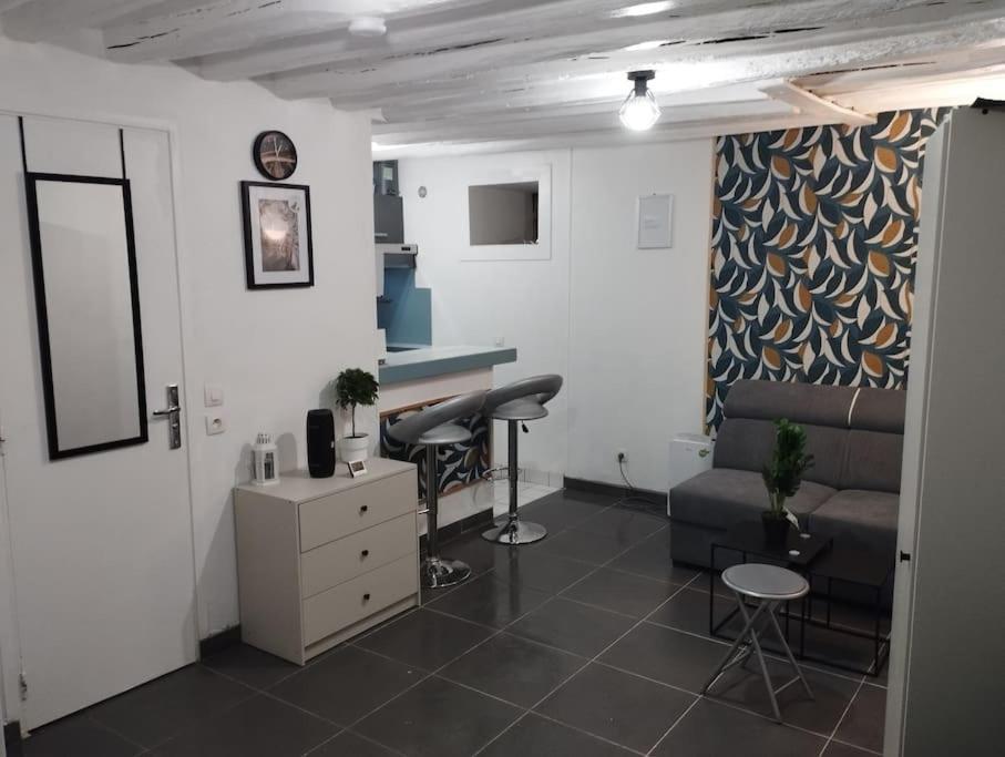Studio Equipe Proche Aeroport Paris Cdg Apartamento Vemars Exterior foto